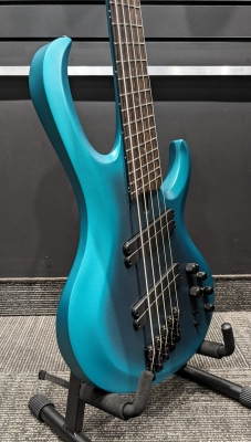 Ibanez BTB5 Multi-Scale Bass - Cerulean Aura 5